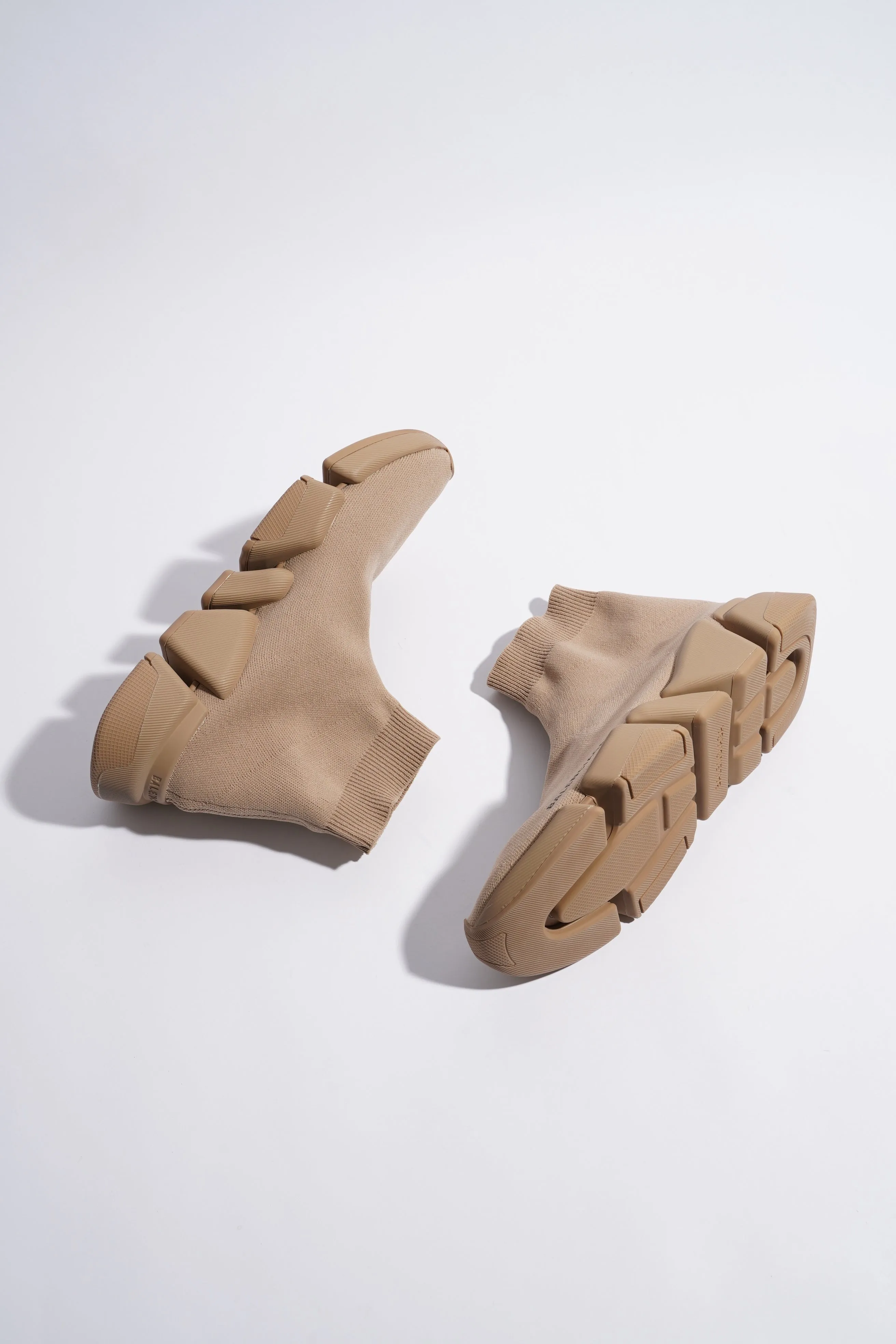 Balenciaga Speed 2.0 Beige EU 38 / UK 5
