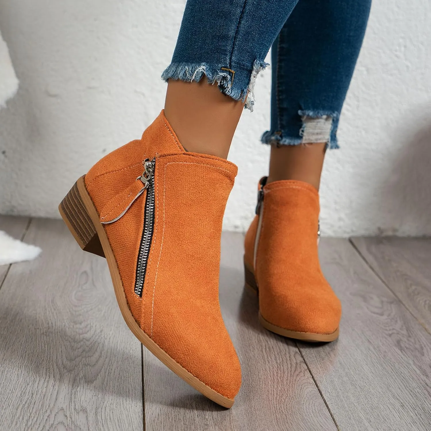 Daina - Casual Zip-Up Boots