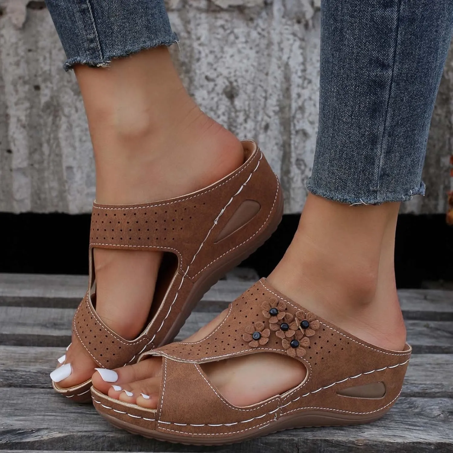 Eduavar Sandals Women, Sandals Women Fashion Slip On Sandals Comfortable Peep Toe Sandals Summer Walking Shoes