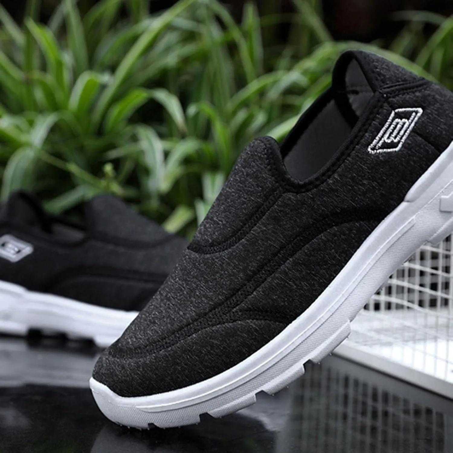 Men's Orthopedic Comfortable Slip-On Shoes Comfortable Lightweight Casual Walking Shoe Supportive Walking Shoes