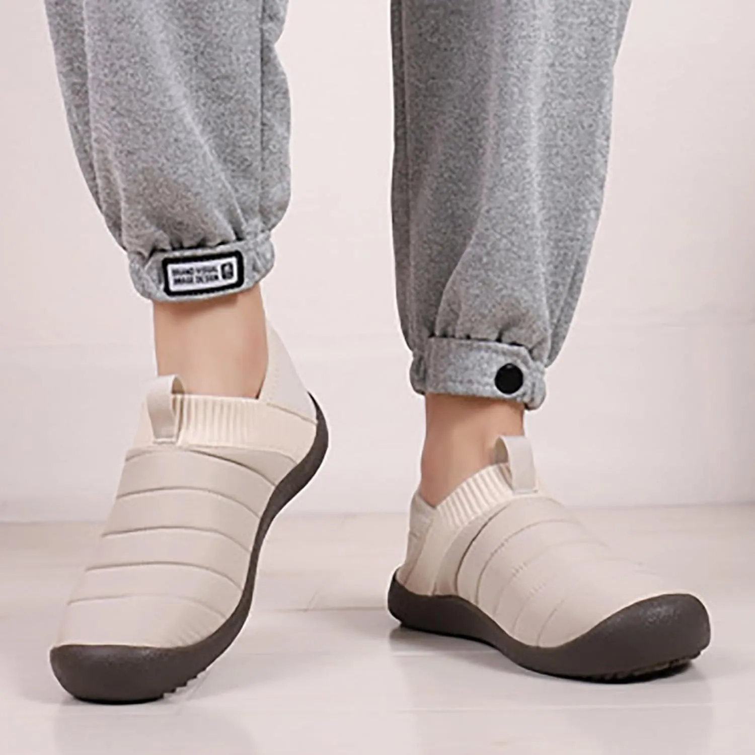 Mens Snow Boots Waterproof Furry Lined Warm Winter Boots Cold Weather Anti-Slip Ankle Boots Slip on Athletic Hiking Walking Shoes Sneakers