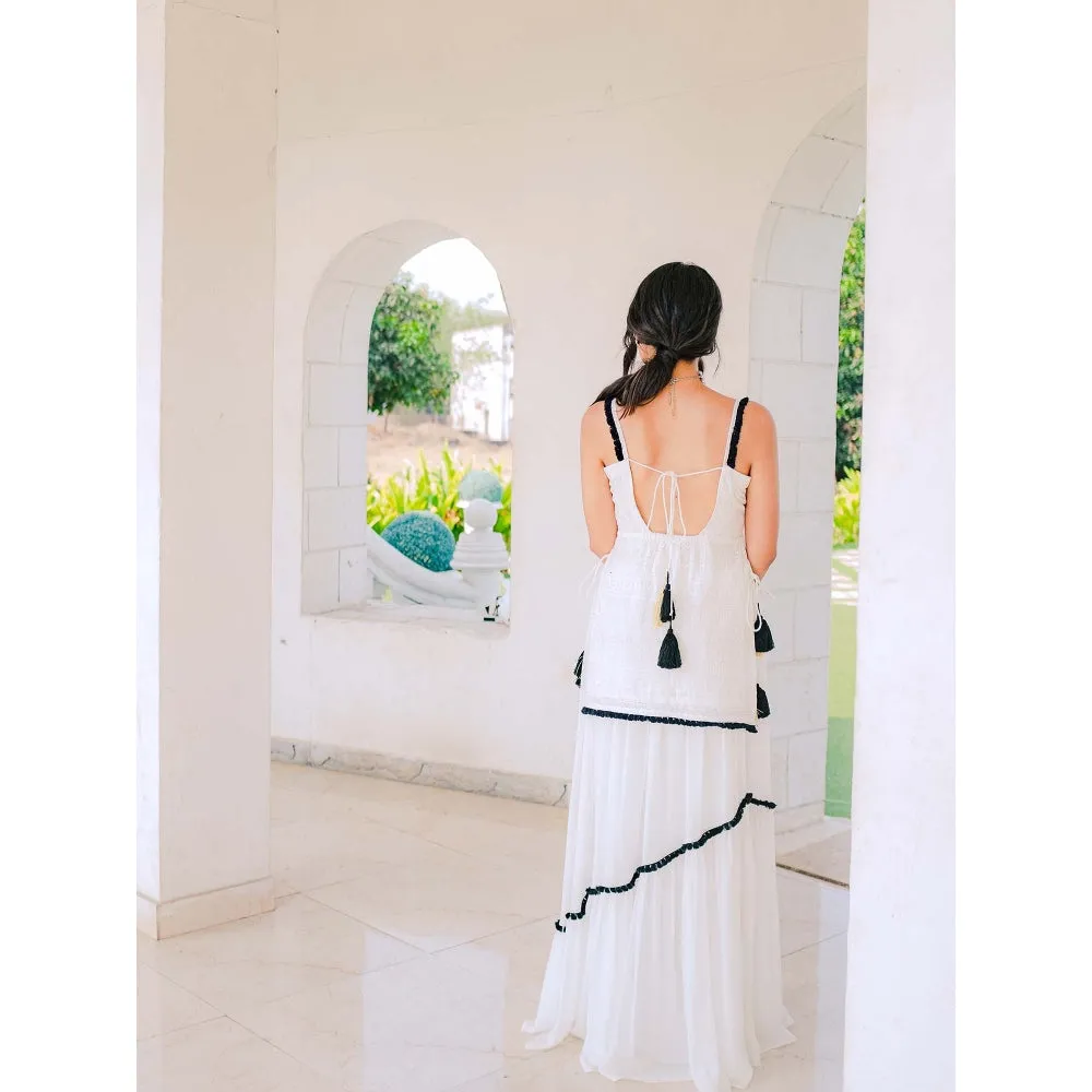 MONK & MEI Sharmila Chikanakari Kurta- White