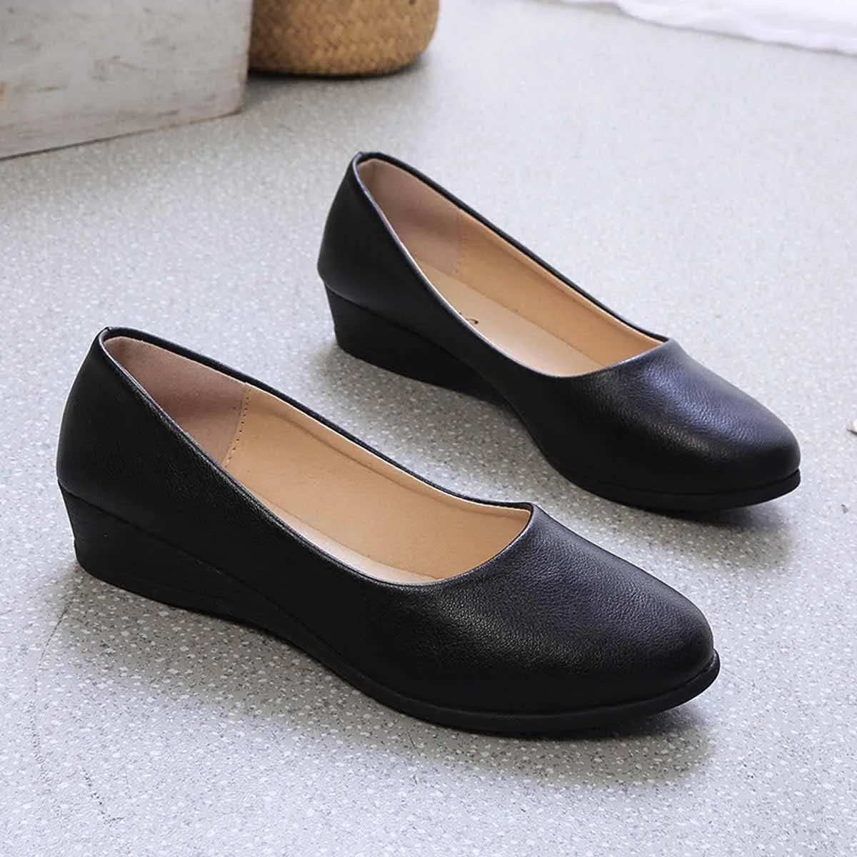 MSYINGL Women's Wedge Pumps,Leather Low Heeled Round Toe Wedge, Slip on Dress Pumps Shoes,Work Casual Walking Shoes