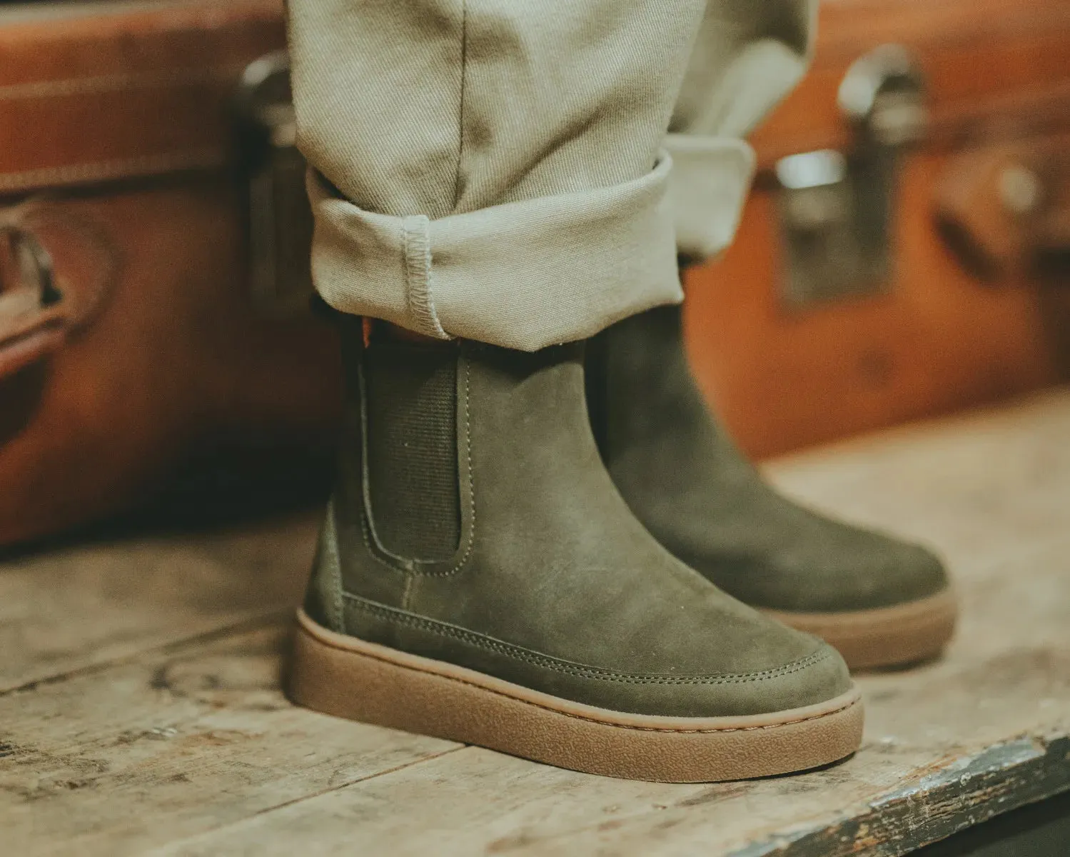 Ojeh in Forest Nubuck