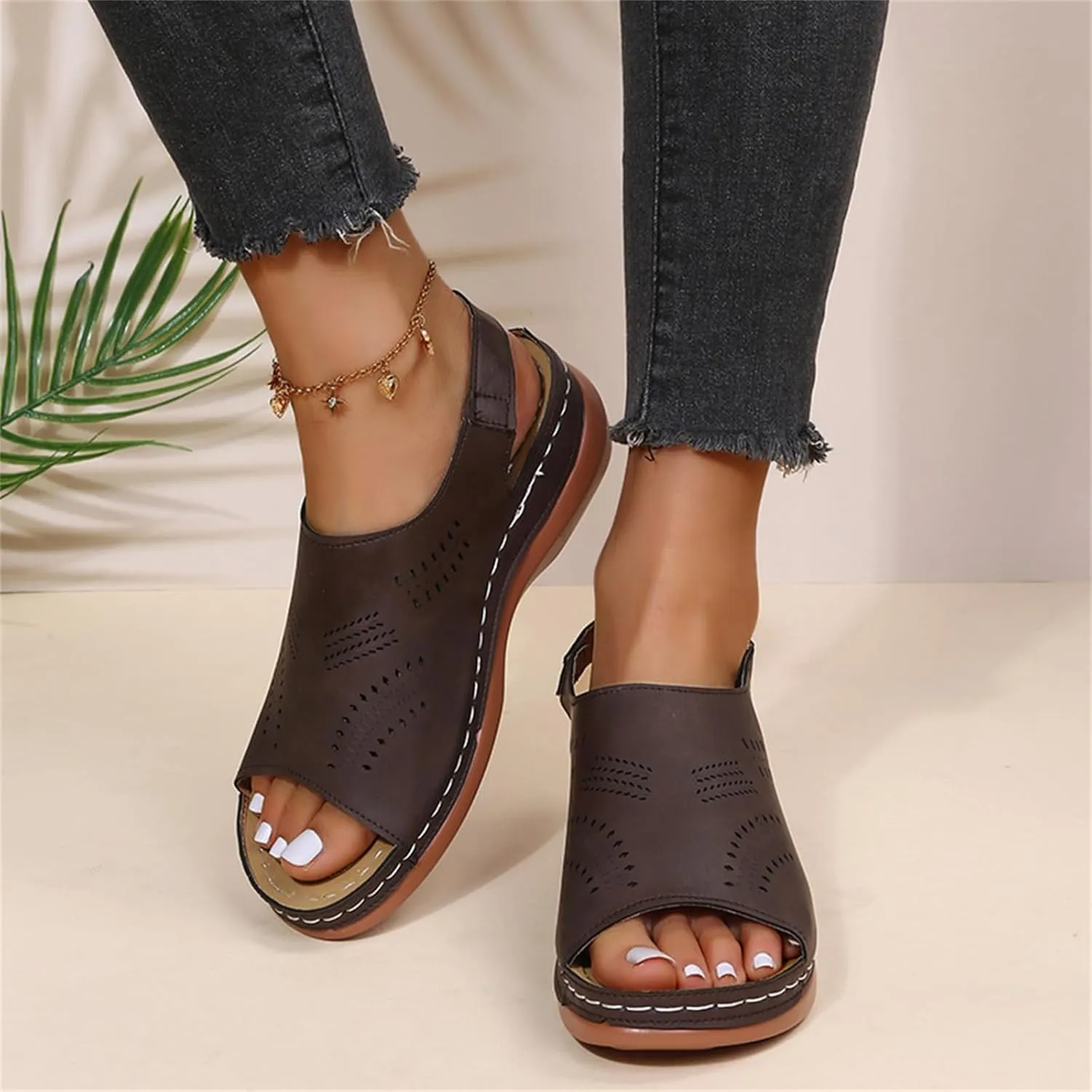 Orthopedic Sandals for Women, Women Summer Comfortable Arch Support Wedge 2025 Summer Open Toe Dressy Platform Sandal Shoes Low Platform Ankle Strap Walking Flip Flops