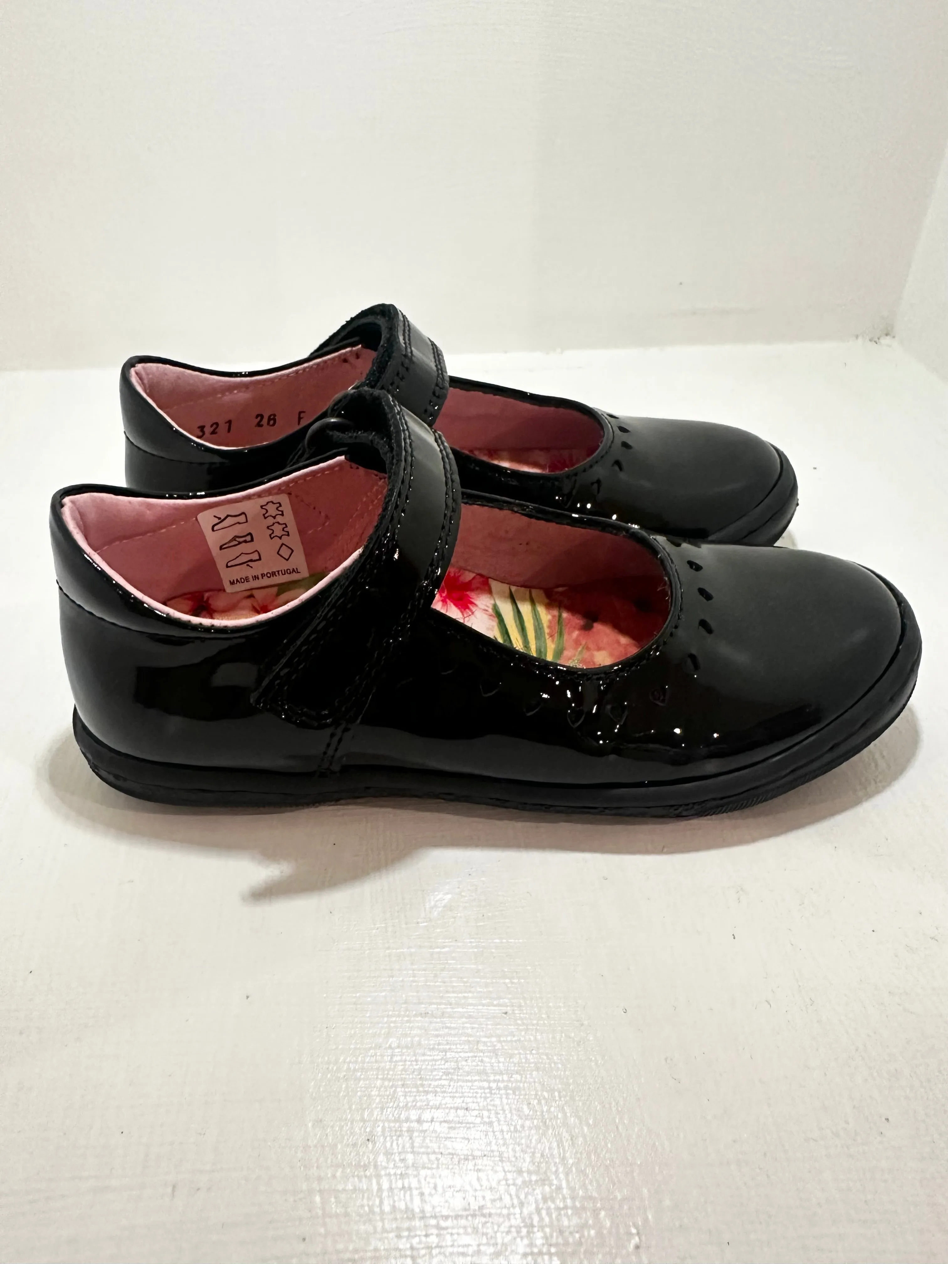 Petasil School Shoes | Gisele | Black Patent