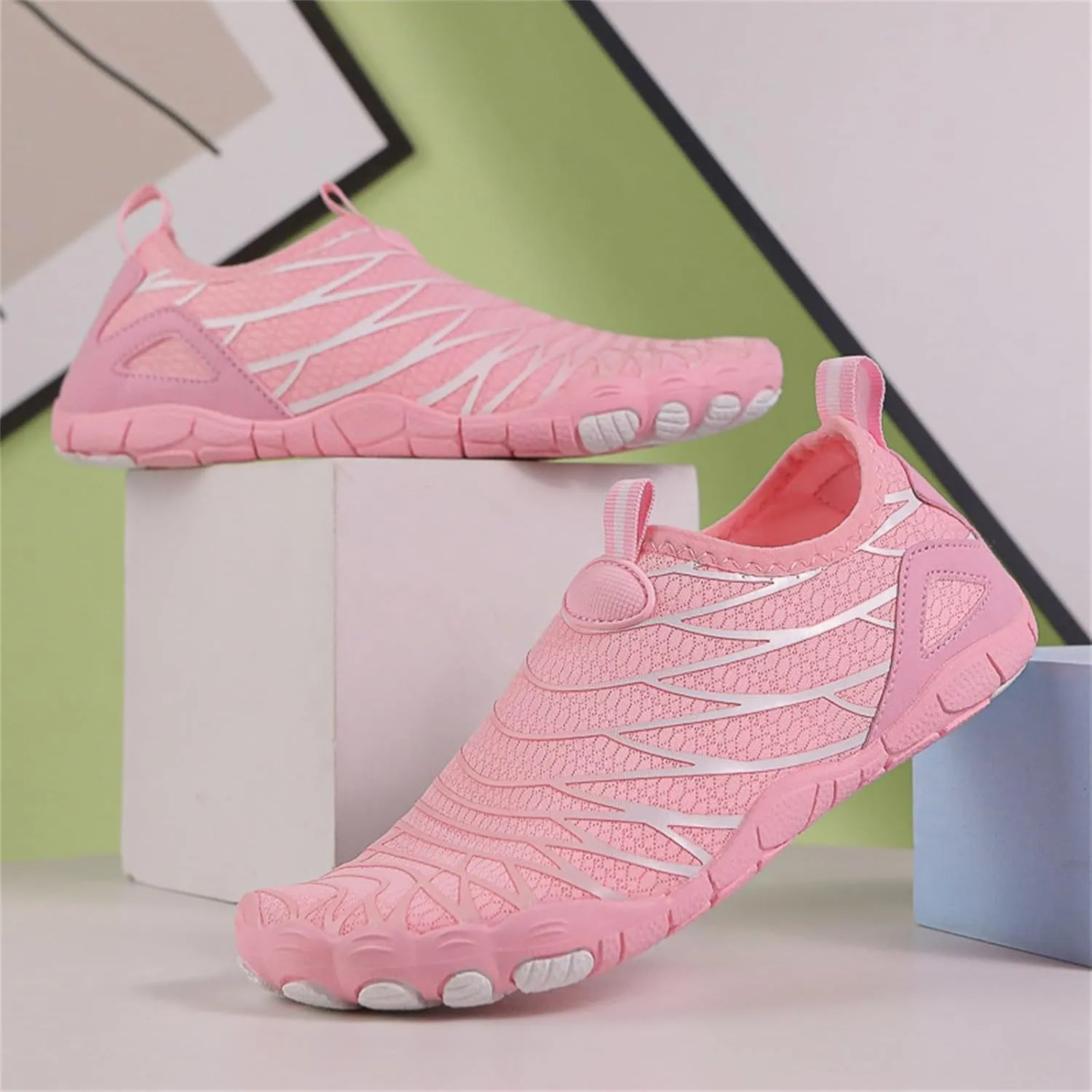 Womens Water Shoes Closed Toe Non Slip Water Hiking Shoes for Women Non Slip Mens Wide Water Shoes Wide Width Summer Quick Dry Sandals Slippers for Boating Fishing Diving Surfing