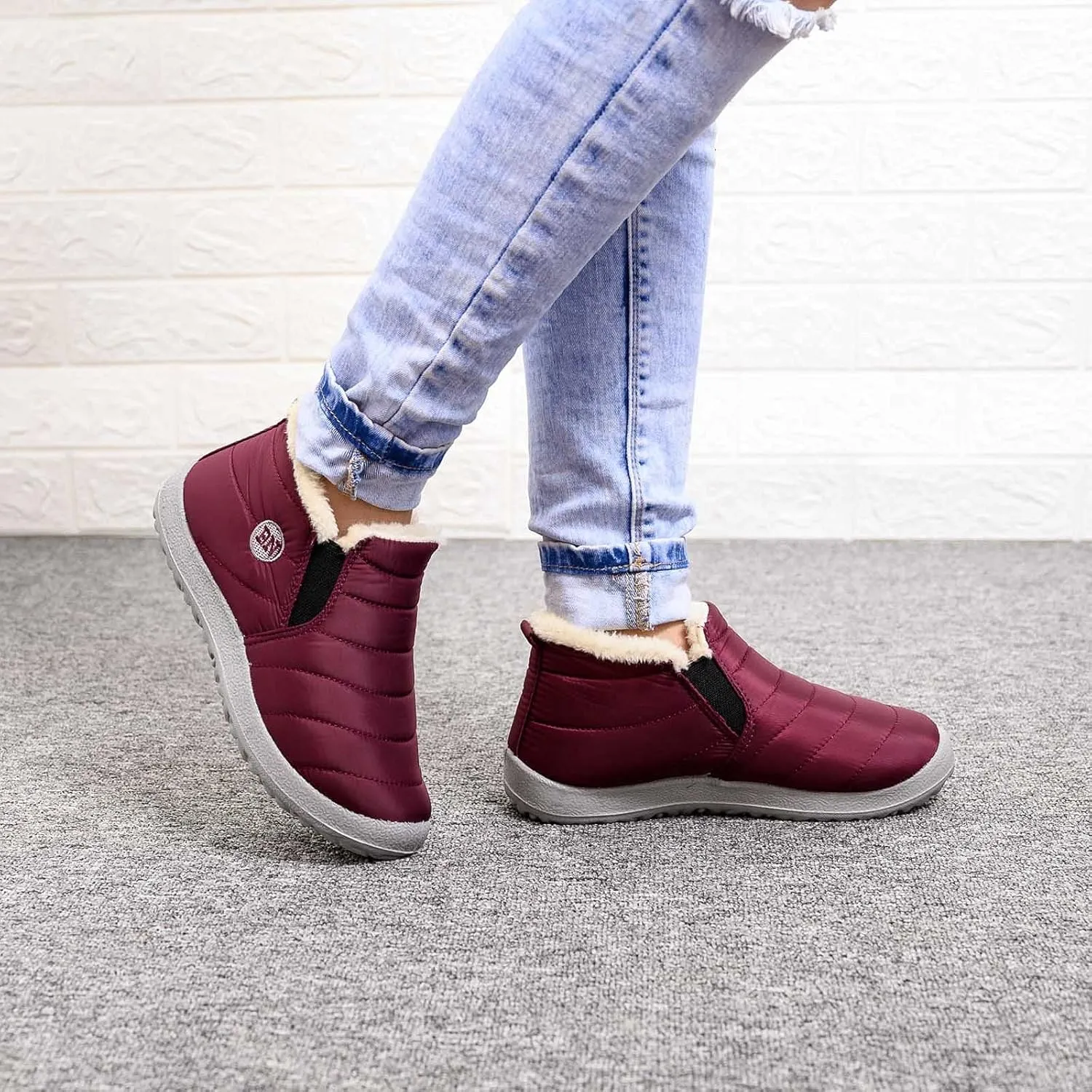 Womens Wide Snow Boots Waterproof Insulated Womens Winter Boots Fur Lined Slip ons Furry Winter Boots for Women Womens Rubber Ankle Boots Waterproof Botas Invierno Mujer Elegantes